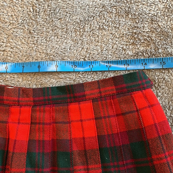 The Scotch House pure wool plaid skirt - Picture 8 of 10